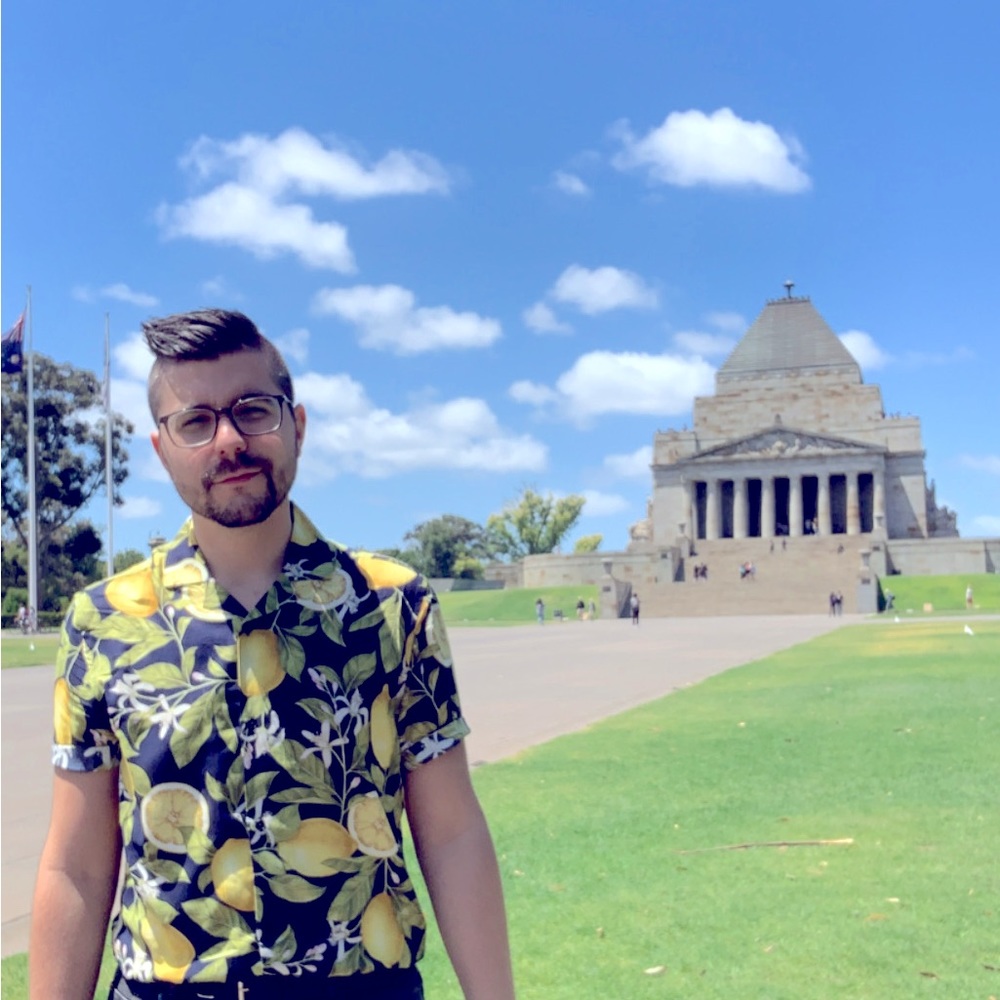 Meet your Posher, Cory